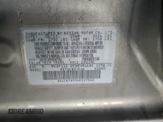 2017 Nissan Versa SV z VIN 3N1CN7AP5HK437552, wystawiony jako Copart lot #45265895 z przebiegiem 168 202 mil mil oraz Szkoda całkowita • Salvage title. Historia ofert i sprzedaży dostępna na DreamBid. Obrazek 12.