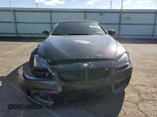2013 BMW M6 z VIN WBSLZ9C56DDZ77892, wystawiony jako Copart lot #52102785 z przebiegiem 94 380 mil mil oraz Szkoda całkowita • Salvage title. Historia ofert i sprzedaży dostępna na DreamBid. Obrazek 5.