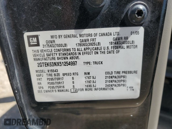 2005 GMC Sierra Denali z VIN 2GTEK63NX51254997, wystawiony jako Copart lot #58178244 z przebiegiem 180 531 mil mil oraz Szkody całkowita. Historia ofert i sprzedaży dostępna na DreamBid. Obrazek 12.
