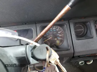 1995 Jeep Wrangler S z VIN 1J4FY19P0SP320982, wystawiony jako Copart lot #58615045 z przebiegiem 156 123 mil mil oraz Czysty tytuł • Clean title. Historia ofert i sprzedaży dostępna na DreamBid. Obrazek 9.