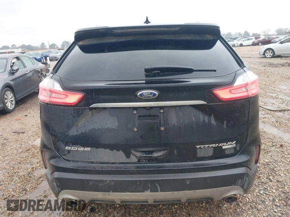 2020 Ford Edge Titanium with VIN 2FMPK4K94LBA71700, listed as a IAAI auction lot 41575068 with 107,303 mi miles. Bid and sale history available at carsss.com. Image 17.