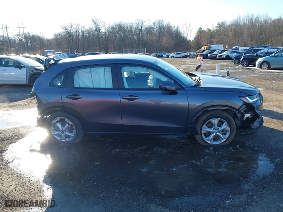 2023 Honda HR-V LX with VIN 3CZRZ2H38PM709865, listed as a IAAI auction lot 41571229 with 28,036 mi miles. Bid and sale history available at carsss.com. Image 13.