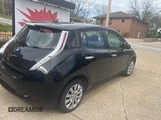 2015 Nissan LEAF S with VIN 1N4AZ0CPXFC308227, listed as a Copart auction lot 52903205 with 86,161 mi miles and Clean Title. Bid and sale history available at carsss.com. Image 4.