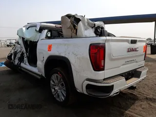 2021 GMC Sierra 1500 Denali z VIN 3GTU9FET8MG378713, wystawiony jako Copart lot #57685721 z przebiegiem Nie podano mil oraz Szkoda całkowita • Salvage title. Historia ofert i sprzedaży dostępna na DreamBid. Obrazek 3.