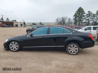 2009 Mercedes-Benz S-Class 5.5L V8 with VIN WDDNG86X19A265348, listed as a IAAI auction lot 41363842 with 126,587 mi miles. Bid and sale history available at carsss.com. Image 15.