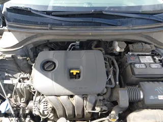 2019 Hyundai Elantra Preferred with VIN KMHD84LF5KU752284, listed as a IAAI auction lot 42011404 with 88,327 mi miles. Bid and sale history available at carsss.com. Image 10.