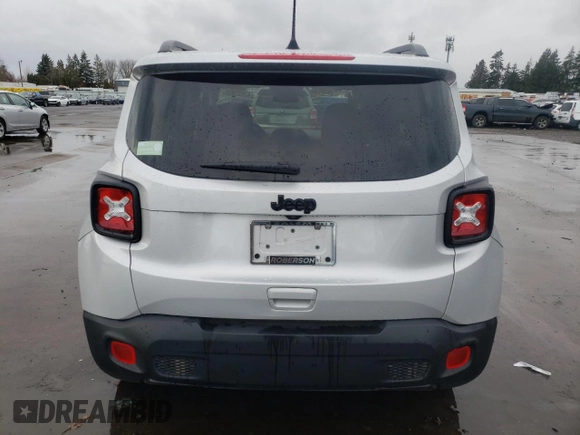 2020 Jeep Renegade Altitude with VIN ZACNJAB12LPK99579, listed as a Copart auction lot 43833865 with 25,059 mi miles and Salvage title. Bid and sale history available at DreamBid. Image 6.