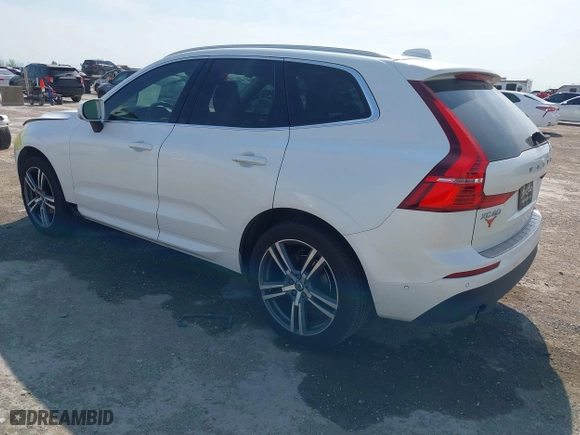 2018 Volvo XC60 Momentum with VIN YV4102RK6J1084192, listed as a IAAI auction lot 41850777 with 64,500 mi miles. Bid and sale history available at carsss.com. Image 3.