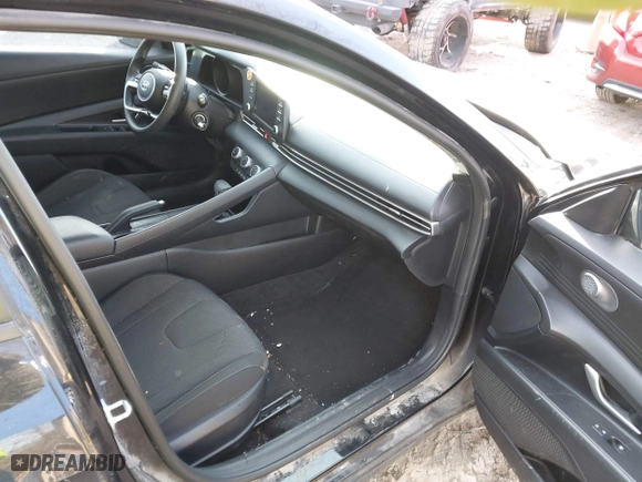 2021 Hyundai Elantra SE with VIN 5NPLL4AG8MH025566, listed as a IAAI auction lot 41081109 with 75,023 mi miles. Bid and sale history available at carsss.com. Image 5.
