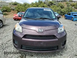 2013 Scion xD z VIN JTKKUPB48D1036243, wystawiony jako Copart lot #56227715 z przebiegiem 152 870 mil mil oraz Szkoda całkowita • Salvage title. Historia ofert i sprzedaży dostępna na DreamBid. Obrazek 5.