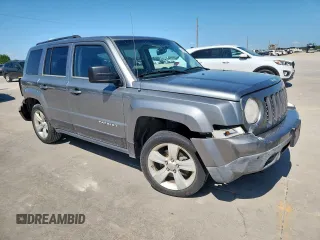 2014 Jeep Patriot High Altitude z VIN 1C4NJPFA3ED624371, wystawiony jako Copart lot #61250965 z przebiegiem 169 148 mil mil oraz Szkoda całkowita • Salvage title. Historia ofert i sprzedaży dostępna na DreamBid. Obrazek 4.