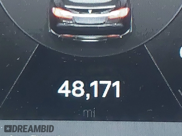 2014 Tesla Model S 60 with VIN 5YJSA1H1XEFP36008, listed as a IAAI auction lot 41287240 with 48,171 mi miles and . Bid and sale history available at DreamBid. Image 16.