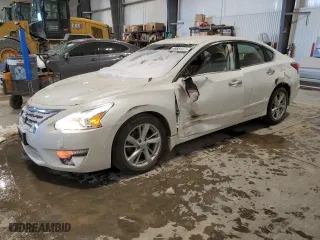 2013 Nissan Altima 2.5 SL with VIN 1N4AL3AP2DC922692, listed as a Copart auction lot 49661375 with 159,037 mi miles and Salvage Title. Bid and sale history available at carsss.com. Image 1.