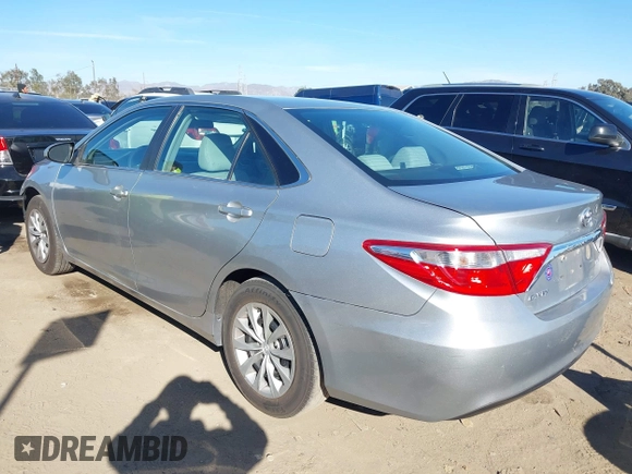 2015 Toyota Camry XLE with VIN 4T1BF1FK5FU070127, listed as a IAAI auction lot 41381774 with 94,217 mi miles. Bid and sale history available at carsss.com. Image 3.