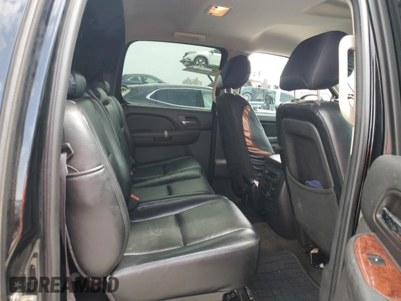 2013 Chevrolet Avalanche LS with VIN 3GNMCEE03DG335700, listed as a Copart auction lot 59901435 with 185,250 mi miles and Salvage title. Bid and sale history available at DreamBid. Image 10.