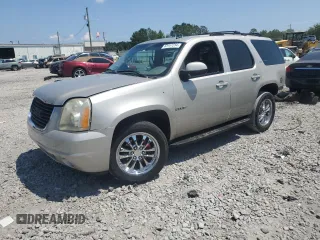 2007 GMC Yukon SLE with VIN 1GKFC13J77J129633, listed as a Copart auction lot 68467234 with 202,457 mi miles and Salvage Title. Bid and sale history available at carsss.com. Image 1.