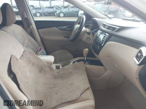 2014 Nissan Rogue SV with VIN 5N1AT2MT2EC751467, listed as a IAAI auction lot 42036355 with 262,270 mi miles and . Bid and sale history available at carsss.com. Image 5.