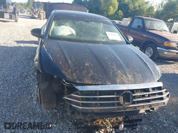 2020 Volkswagen Jetta SEL z VIN 3VWE57BU2LM093697, wystawiony jako IAAI lot #40437984 z przebiegiem 76 803 mil mil oraz . Historia ofert i sprzedaży dostępna na DreamBid. Obrazek 6.