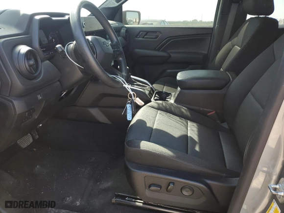 2024 Chevrolet Colorado 4WD Trail Boss with VIN 1GCPTEEK5R1129596, listed as a Copart auction lot 52035815 with 20,264 mi miles and Salvage Title. Bid and sale history available at carsss.com. Image 7.