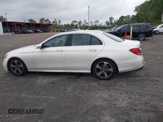 2018 Mercedes-Benz E-Class E 300 with VIN WDDZF4JB2JA350535, listed as a IAAI auction lot 41615741 with 148,004 mi miles. Bid and sale history available at carsss.com. Image 14.