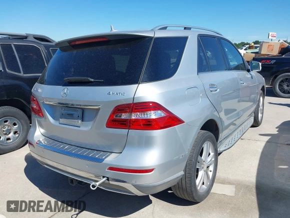 2012 Mercedes-Benz M 350 with VIN 4JGDA5HB4CA061749, listed as a IAAI auction lot 42312603 with 172,246 mi miles and . Bid and sale history available at DreamBid. Image 4.