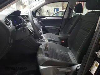 2023 Volkswagen Tiguan S with VIN 3VVFB7AX9PM058545, listed as a Copart auction lot 87412544 with 3,902 mi miles and Salvage title. Bid and sale history available at DreamBid. Image 7.