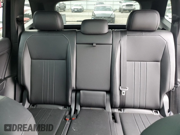 2024 Volkswagen Tiguan SE R-Line Black с VIN 3VV8B7AXXRM063670, выставлен на аукционе Copart как лот 55760315 с пробегом 12 959 миль миль и Списание • Salvage title. История ставок и продаж доступна на DreamBid. Изображение 10.