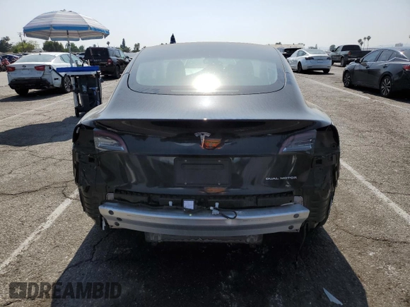 2021 Tesla Model 3 Long Range z VIN 5YJ3E1EB6MF002955, wystawiony jako Copart lot #59161255 z przebiegiem 32 183 mil mil oraz Szkoda całkowita • Salvage title. Historia ofert i sprzedaży dostępna na DreamBid. Obrazek 6.