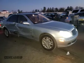 2003 Mercedes-Benz S-Class 5.0L with VIN WDBNG75J23A355910, listed as a Copart auction lot 84715614 with 117,468 mi miles and Salvage Title. Bid and sale history available at carsss.com. Image 4.