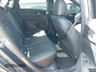 2022 Kia Forte GT with VIN 3KPF44AC7NE473424, listed as a IAAI auction lot 42003311 with 58,888 mi miles. Bid and sale history available at carsss.com. Image 8.