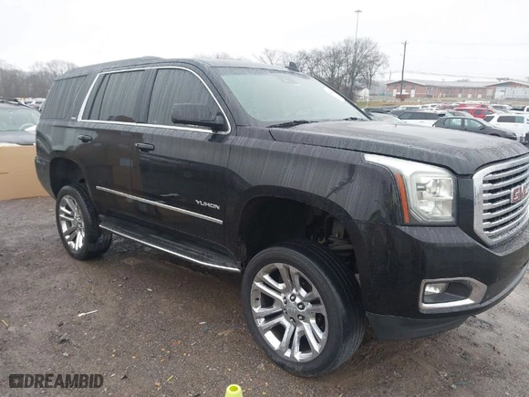 2017 GMC Yukon SLT with VIN 1GKS2BKC4HR189981, listed as a IAAI auction lot 41552723 with 208,161 mi miles. Bid and sale history available at carsss.com. Image 1.