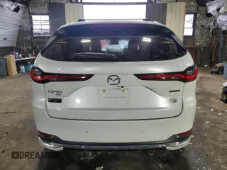 2024 Mazda CX-90 S Premium z VIN JM3KKDHC6R1183914, wystawiony jako Copart lot #88132065 z przebiegiem Nie podano mil oraz Szkoda całkowita • Salvage title. Historia ofert i sprzedaży dostępna na DreamBid. Obrazek 6.