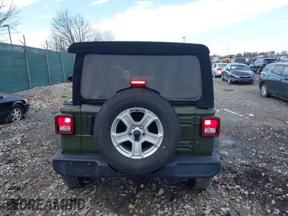 2021 Jeep Wrangler Unlimited Sport S with VIN 1C4HJXDG1MW836029, listed as a IAAI auction lot 41811840 with 34,992 mi miles. Bid and sale history available at carsss.com. Image 15.