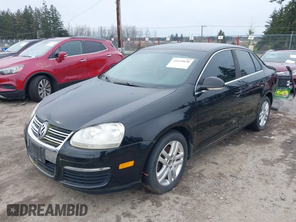 2007 Volkswagen Jetta 2.5 с VIN 3VWRF71K77M120154, выставлен на аукционе IAAI как лот 41629030 с пробегом 176 763 миль миль и . История ставок и продаж доступна на DreamBid. Изображение 2.