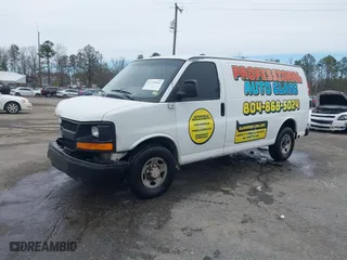 2006 Chevrolet Express Cargo Van with VIN 1GCGG25V561174532, listed as a IAAI auction lot 41731616 with 297,749 mi miles. Bid and sale history available at carsss.com. Image 17.