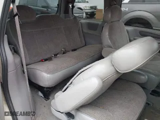 1998 Ford Windstar Wagon LX with VIN 2FMZA5148WBD66410, listed as a IAAI auction lot 41917365 with 229,928 mi miles. Bid and sale history available at carsss.com. Image 8.