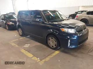 2014 Scion xB z VIN JTLZE4FE3EJ056295, wystawiony jako IAAI lot #41815359 z przebiegiem 100 750 mil mil oraz . Historia ofert i sprzedaży dostępna na DreamBid. Obrazek 1.