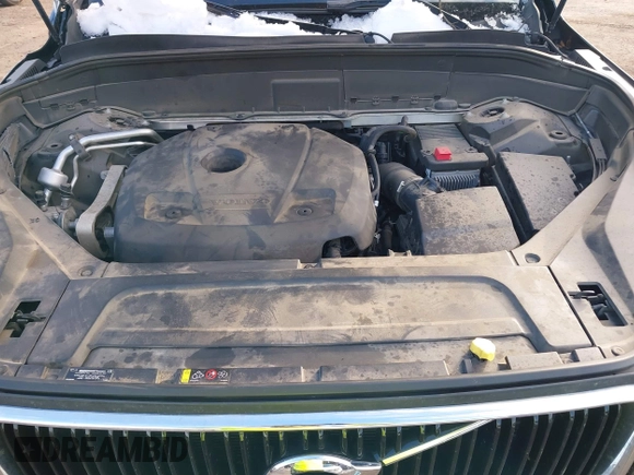2018 Volvo XC90 Momentum with VIN YV4102CK5J1382547, listed as a IAAI auction lot 41288483 with 117,186 mi miles and . Bid and sale history available at DreamBid. Image 10.