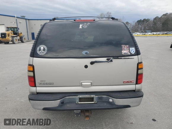 2004 GMC Yukon SLT with VIN 1GKEK13Z14R132643, listed as a Copart auction lot 46973935 with 290,963 mi miles and Salvage Title. Bid and sale history available at carsss.com. Image 6.