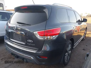 2014 Nissan Pathfinder Platinum with VIN 5N1AR2MN4EC731530, listed as a IAAI auction lot 42590194 with 152,269 mi miles and . Bid and sale history available at DreamBid. Image 4.
