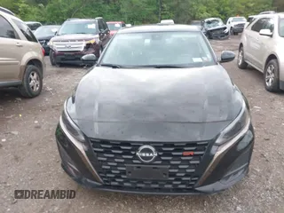 2024 Nissan Altima 2.5 SR with VIN 1N4BL4CV5RN307099, listed as a IAAI auction lot 42087896 with 40,991 mi miles. Bid and sale history available at carsss.com. Image 6.