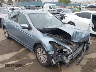 2011 Honda Accord LX z VIN 1HGCP2F39BA059391, wystawiony jako IAAI lot #39415977 z przebiegiem 84 892 mil mil oraz . Historia ofert i sprzedaży dostępna na DreamBid. Obrazek 1.
