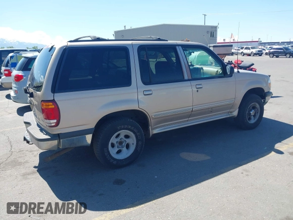 1998 Ford Explorer XL z VIN 1FMZU34E0WZA85991, wystawiony jako IAAI lot #42136398 z przebiegiem 221 454 mil mil oraz . Historia ofert i sprzedaży dostępna na DreamBid. Obrazek 4.