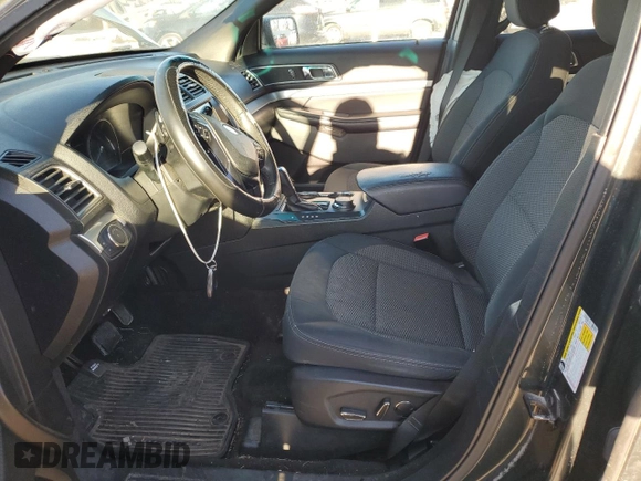 2016 Ford Explorer XLT z VIN 1FM5K8DH3GGB23710, wystawiony jako Copart lot #83703234 z przebiegiem Nie podano mil oraz Szkoda całkowita • Salvage title. Historia ofert i sprzedaży dostępna na DreamBid. Obrazek 7.