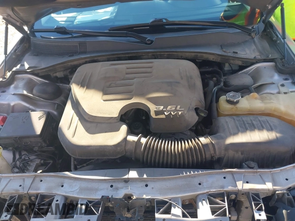 2016 Chrysler 300 Limited with VIN 2C3CCAAGXGH212405, listed as a IAAI auction lot 41130610 with 106,189 mi miles. Bid and sale history available at carsss.com. Image 10.