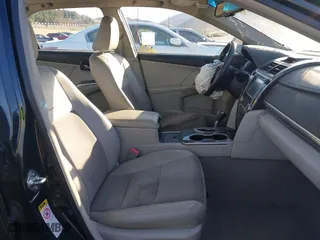 2014 Toyota Camry Hybrid LE with VIN 4T1BD1FK0EU127452, listed as a IAAI auction lot 41354543 with 1 mi miles. Bid and sale history available at carsss.com. Image 5.