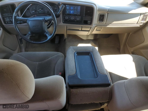 2002 GMC Sierra 1500 SLE with VIN 2GTEC19V221171583, listed as a Copart auction lot 46748355 with 197,932 mi miles and Salvage Title. Bid and sale history available at carsss.com. Image 8.