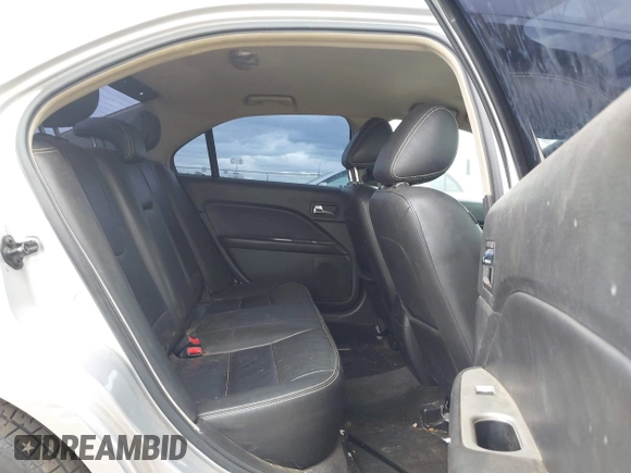 2011 Ford Fusion SEL with VIN 3FAHP0JG3BR330704, listed as a IAAI auction lot 42116994 with 215,020 mi miles. Bid and sale history available at carsss.com. Image 8.