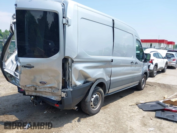 2021 Ford Transit z VIN 1FTYE1CG8MKA98319, wystawiony jako IAAI lot #42265312 z przebiegiem 85 302 mil mil oraz . Historia ofert i sprzedaży dostępna na DreamBid. Obrazek 4.