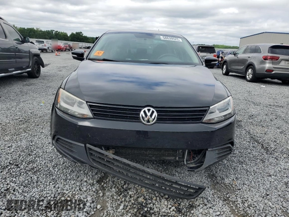 2012 Volkswagen Jetta SE z VIN 3VWBP7AJ4CM113260, wystawiony jako Copart lot #58639525 z przebiegiem 198 316 mil mil oraz Czysty tytuł • Clean title. Historia ofert i sprzedaży dostępna na DreamBid. Obrazek 5.
